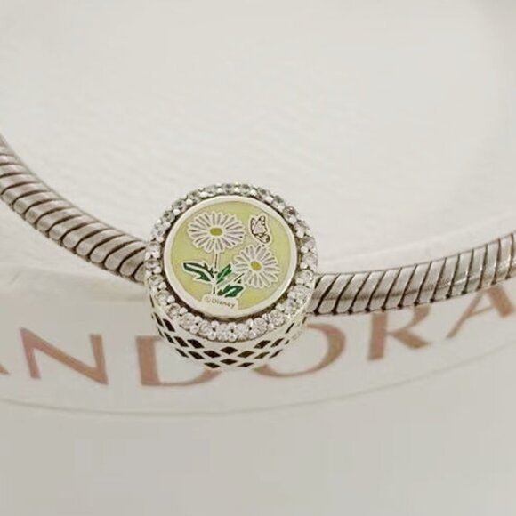 Pandora Disney Parks Mickey & Minnie Exclusive Dangle Charm Pendant, S925 - Picture 3 of 3